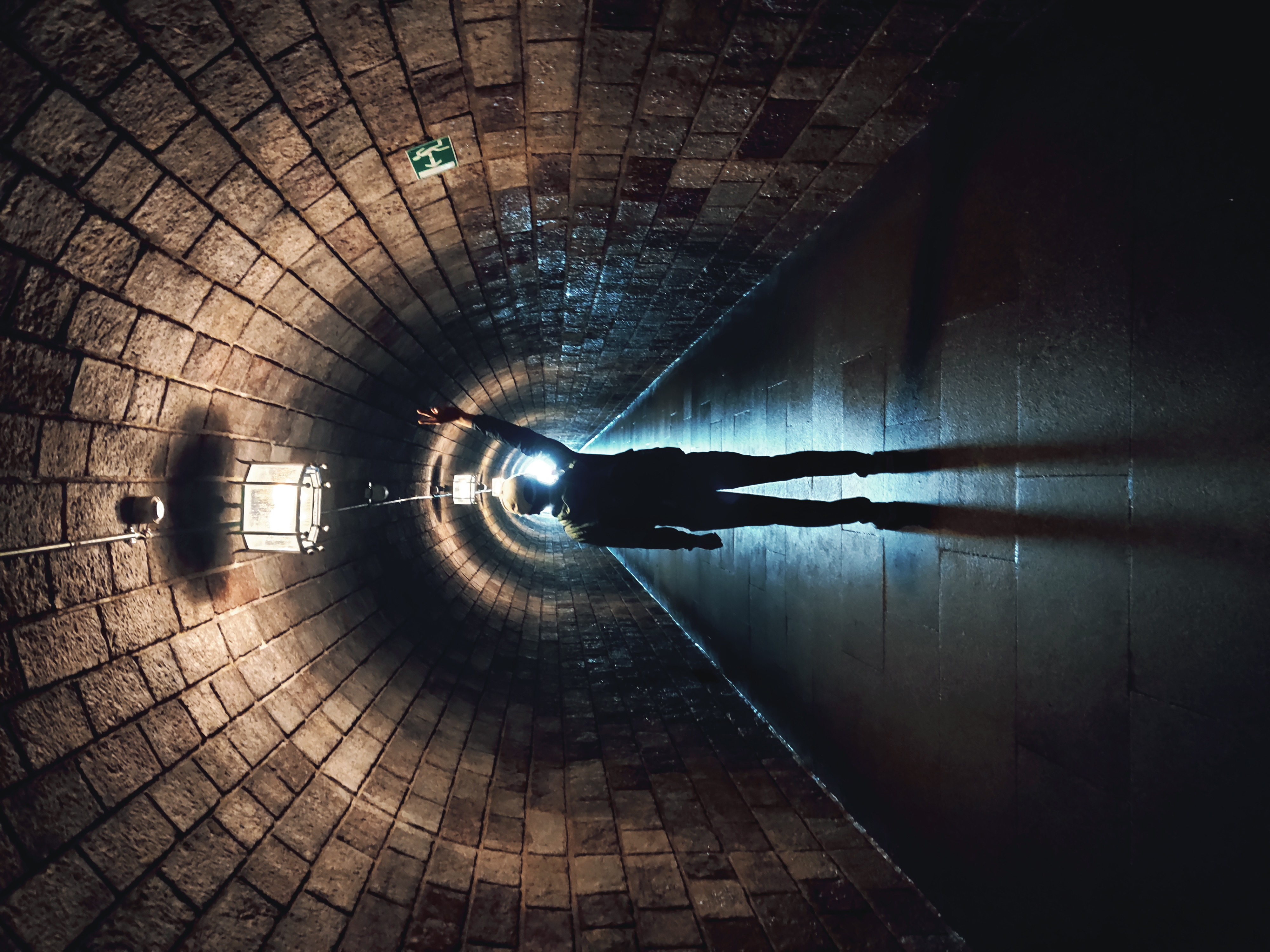 Tunnel